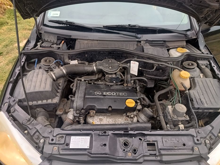 Sprzedam corsę c 1.2  lift przebieg 145500 tyś.km