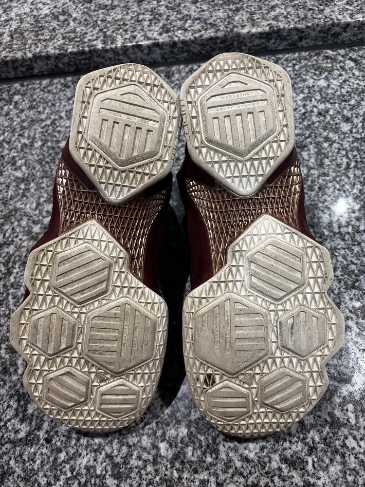 Nike LeBron James