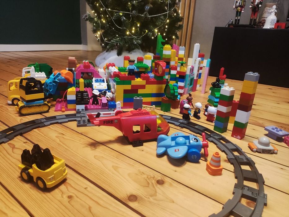 Mega duży zestaw LEGO Duplo tory samochody