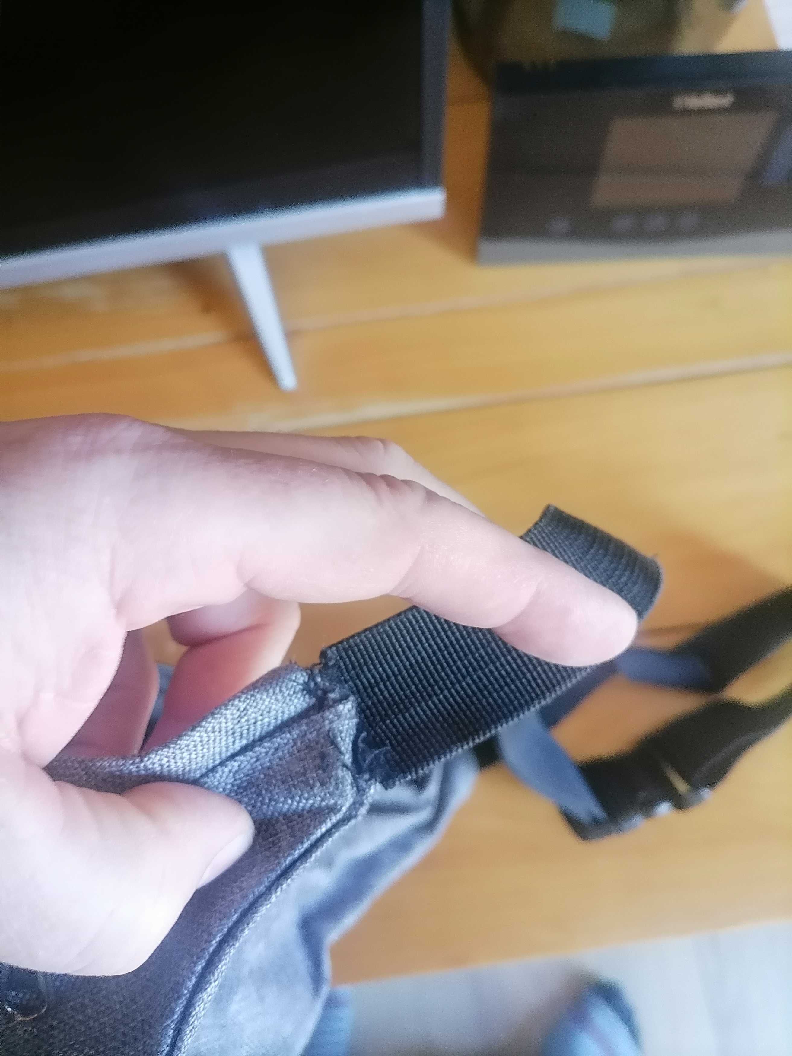 Saszetka nerka Lee rozmiar uniwersalny