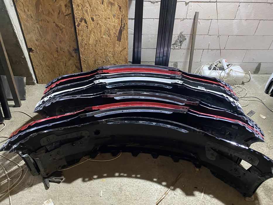 Бампер передний Tesla Model 3