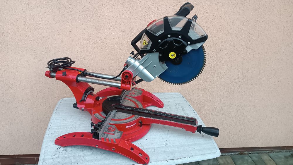 Торцовка з протяжкою Einhell 2534 Dual з Німеччини