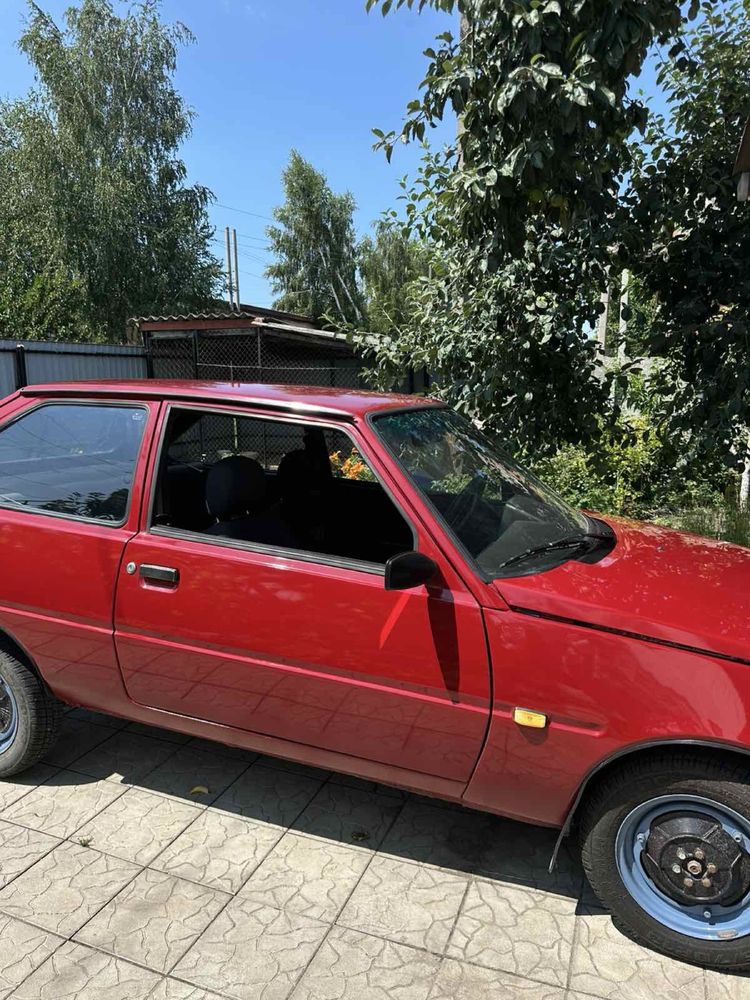 Продам автомобіль Таврія