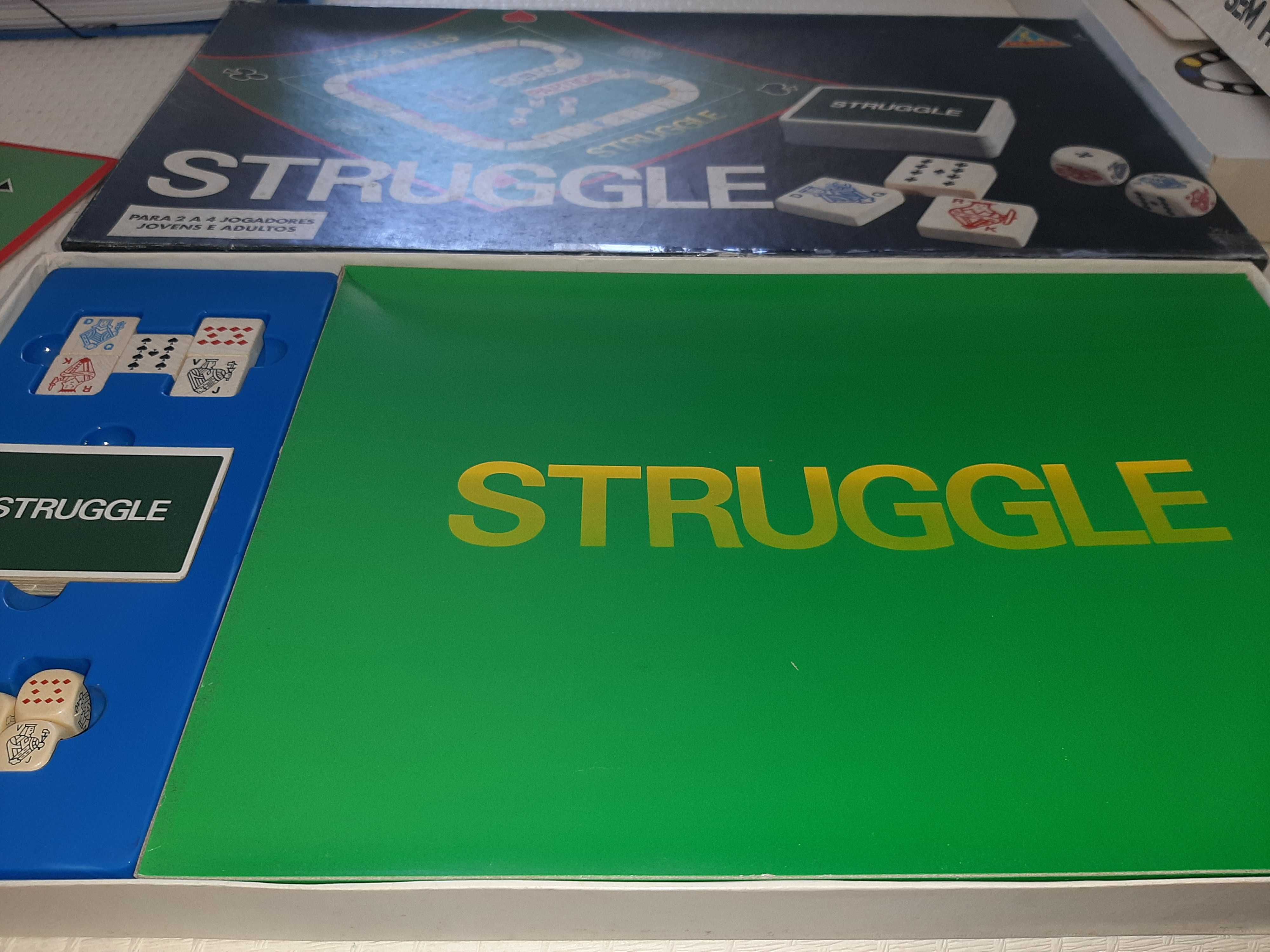 Jogo de tabuleiro Struggle Majora