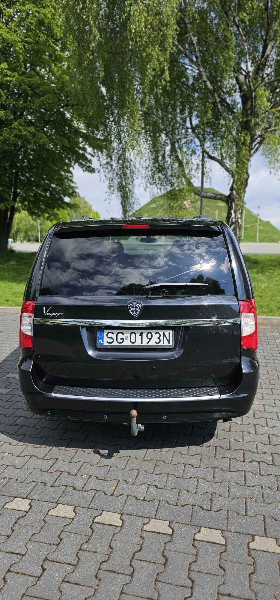 Lancia Voyager - uszkodzony lewy przód. ZAREZERWOWANE.