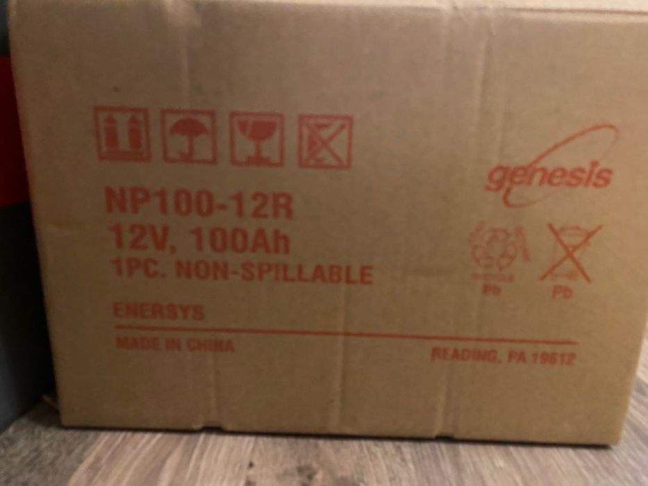 Продается новый гелиевый аккумулятор, 12 V, 100 Ah, цена 6500 грн