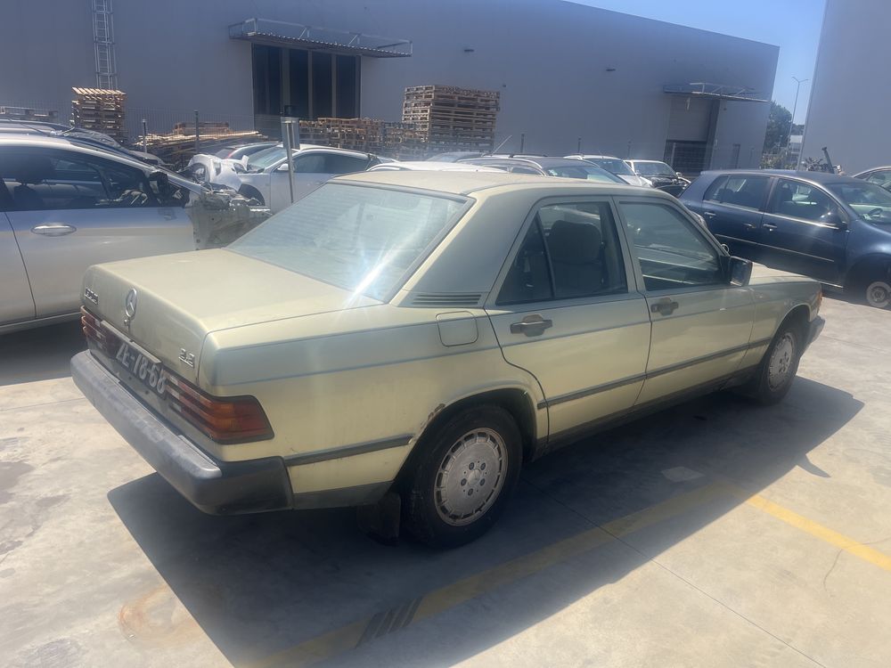 Mercedes 190D 2.2 para peças