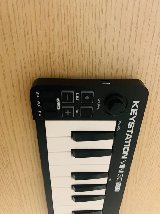 M-Audio Keystation Mini 32 III klawiatura sterująca midi usb