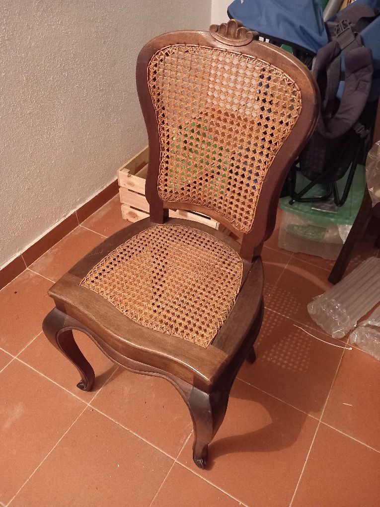 4 Cadeiras palhinha antigas