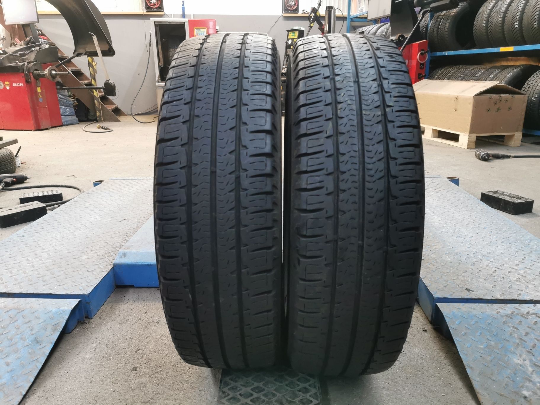 Para opon 225/75R16 CP 116Q Michelin Agilis Camping z 2020 roku