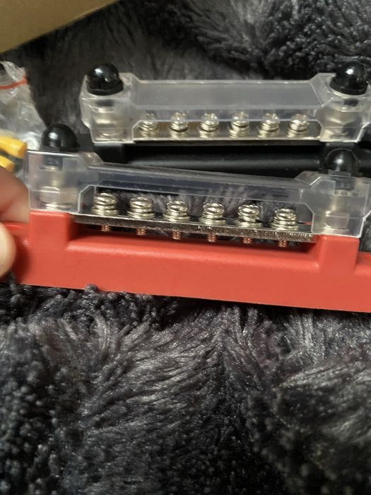 Bloki dystrybucji zasilania