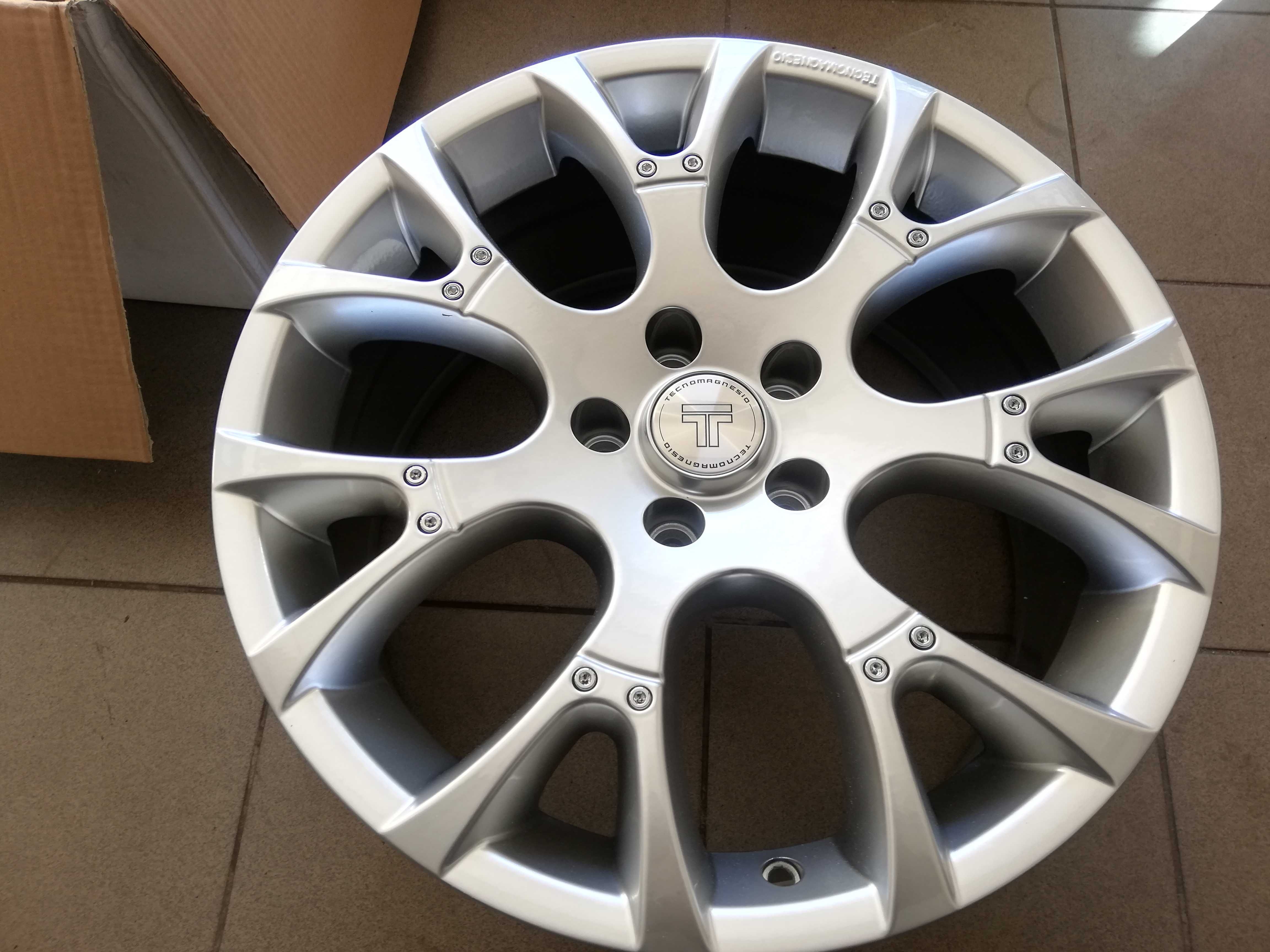 alufelgi 8x18 5x112 Tecnomagnesio do Audi,VW,Skoda,Seat,Mercedes,nowe