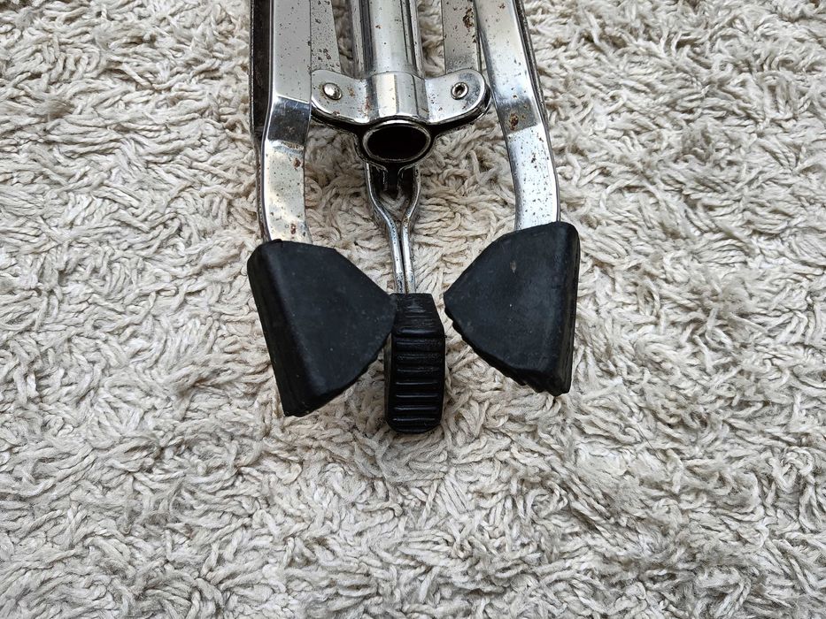 Nogi, dolna sekcja statywu pod tomy lub talerz perkusyjny NEW SOUND