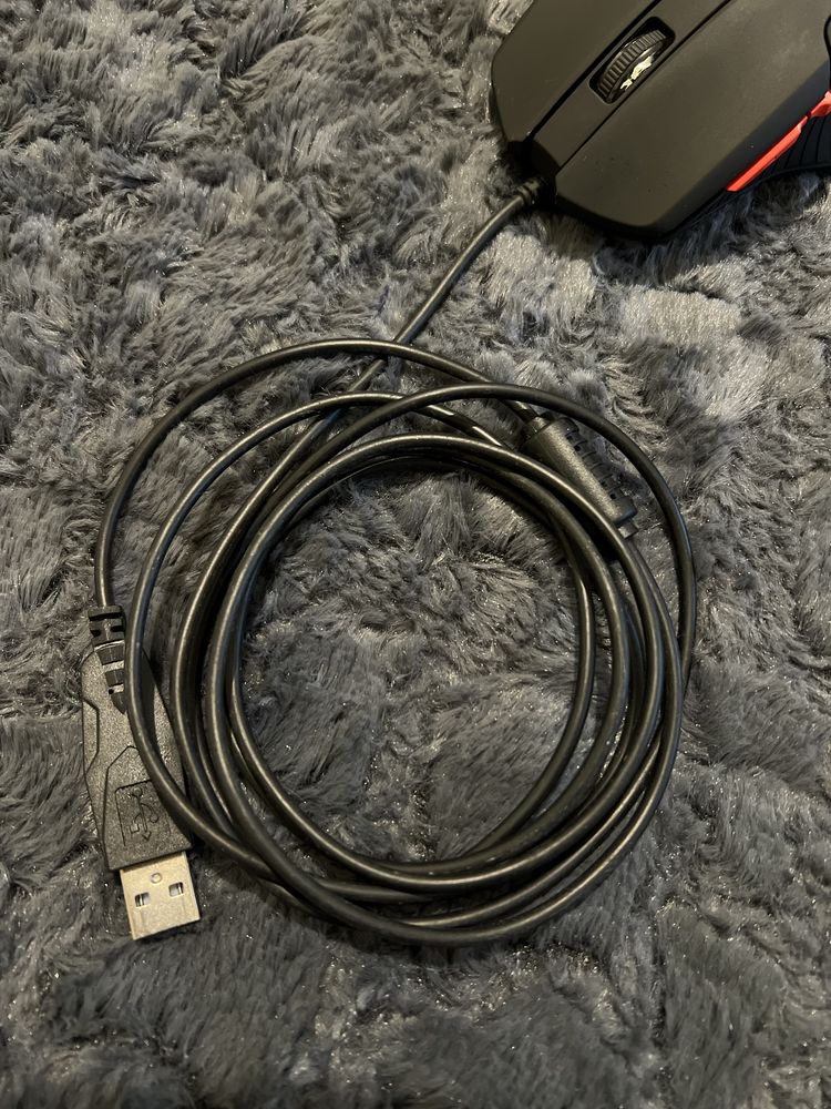 Rato Trust Preto e Vermelho para Computador