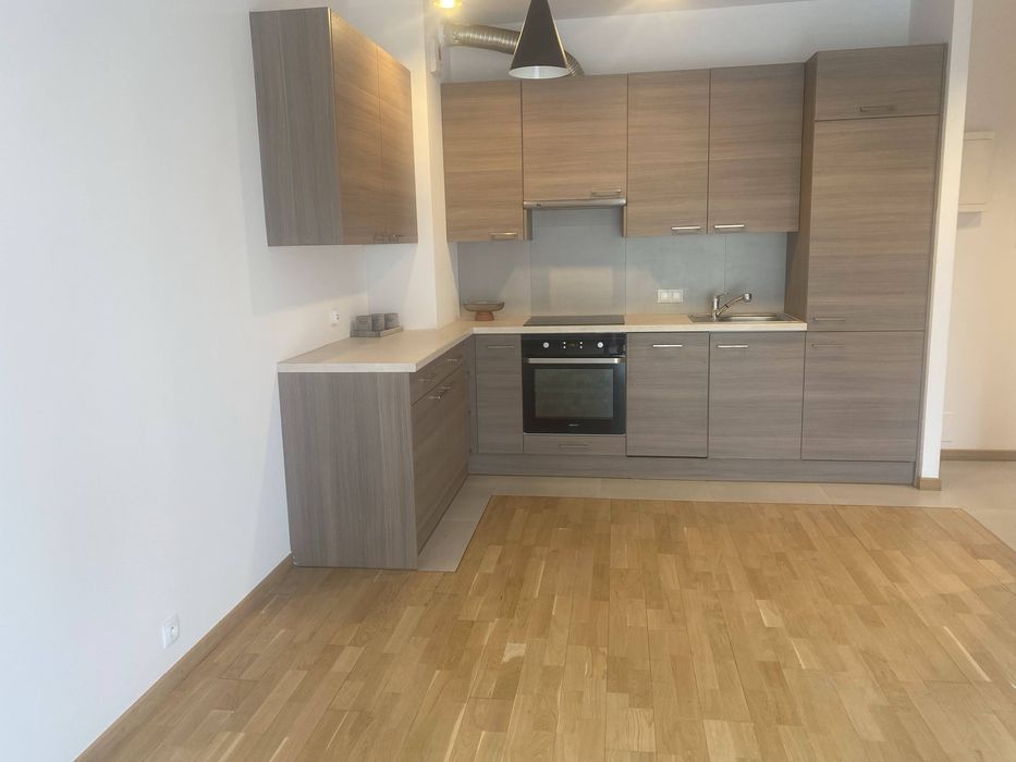 2 pokojowe mieszkanie/wynajem Batalionow Chlopskich Warszawa