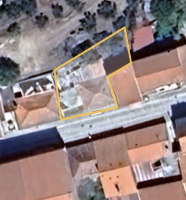 Moradia, predio, Rua 25 Abril (reconstrução)