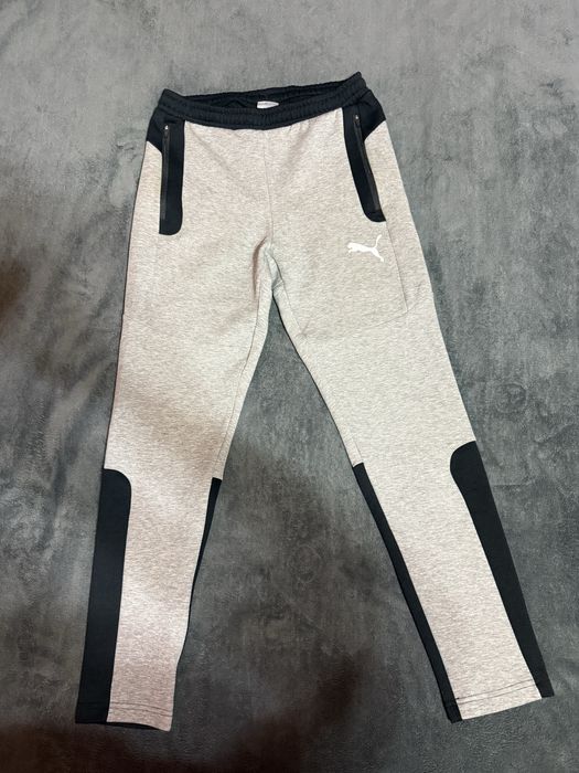 Продам штани Puma S.