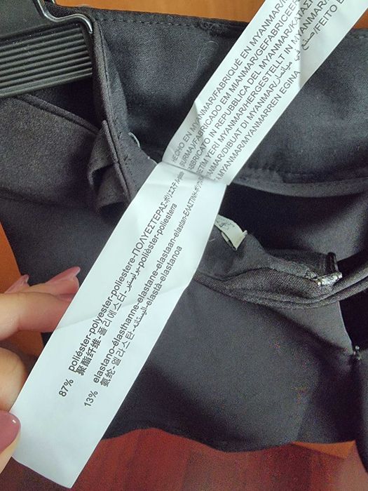 Saia-calção preta Stradivarius, tamanho 36