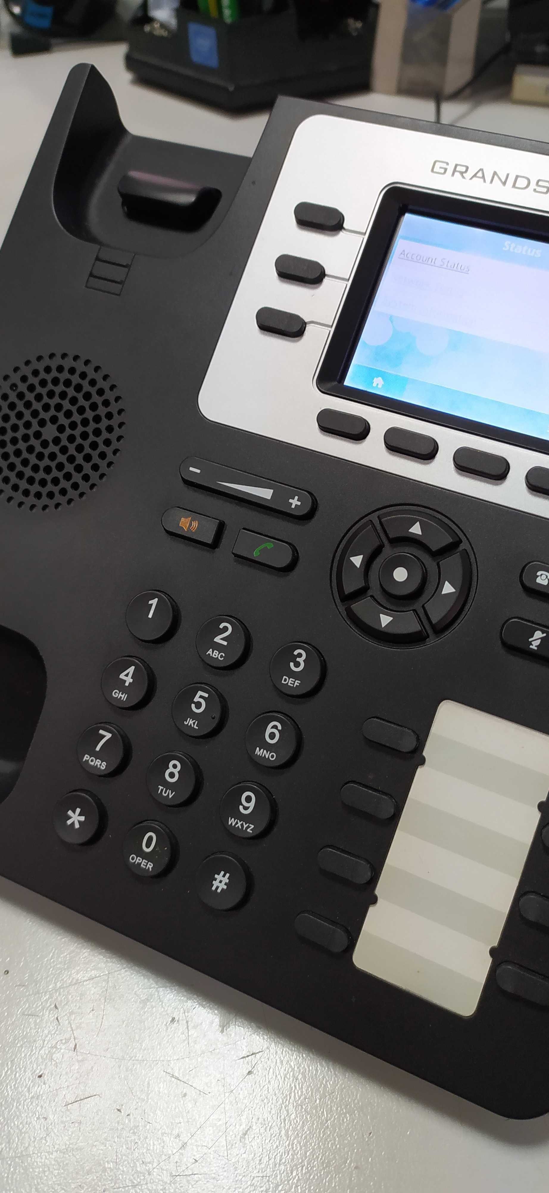 Grandstream GXP2130 с дефектами экрана