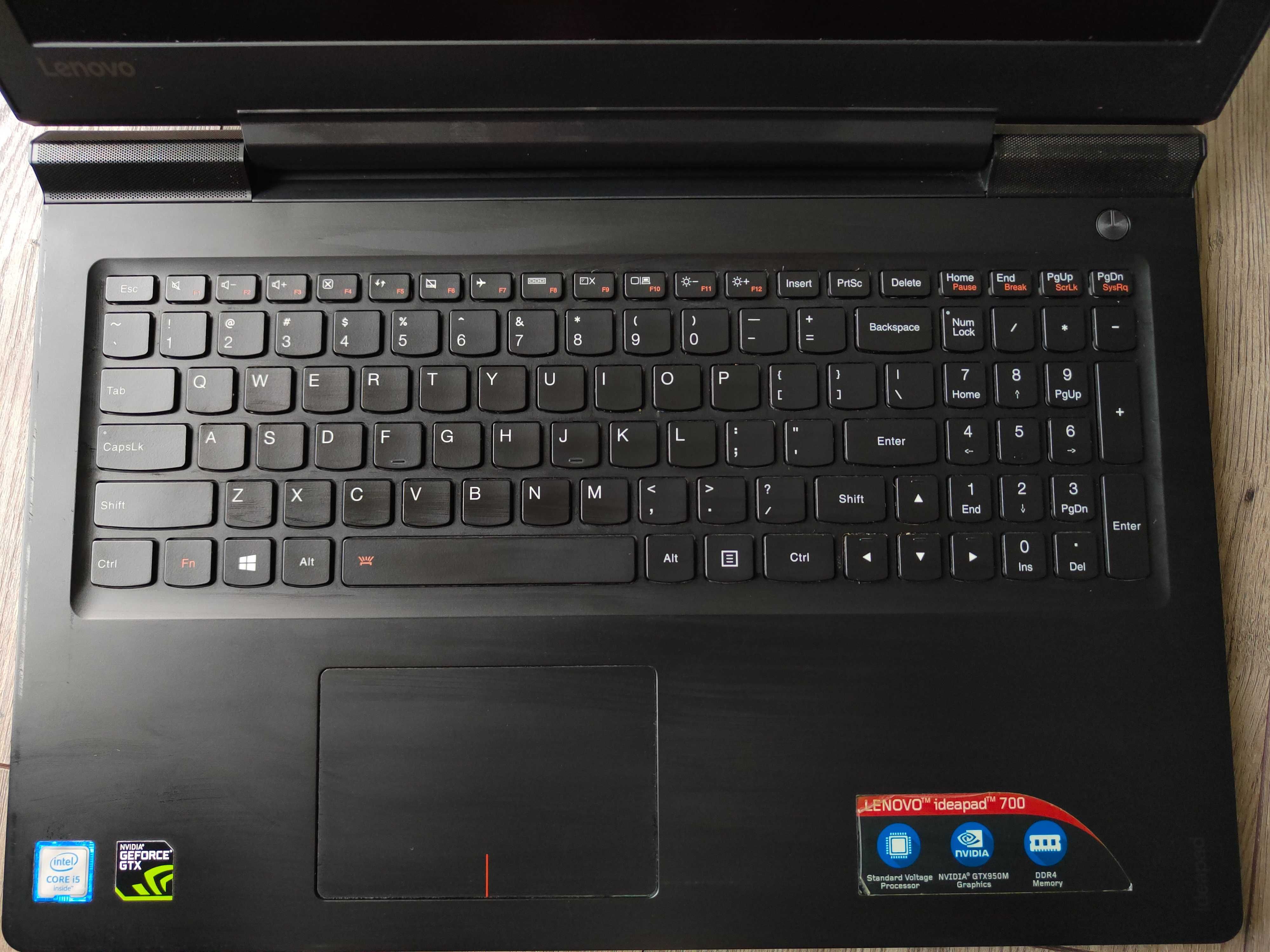 Lenovo 700-15ISK i5-6300HQ/8GB/120GB M.2 SSD/1TB/GTX950M/Win10