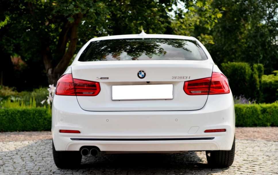 BMW 330i xDrive 2017