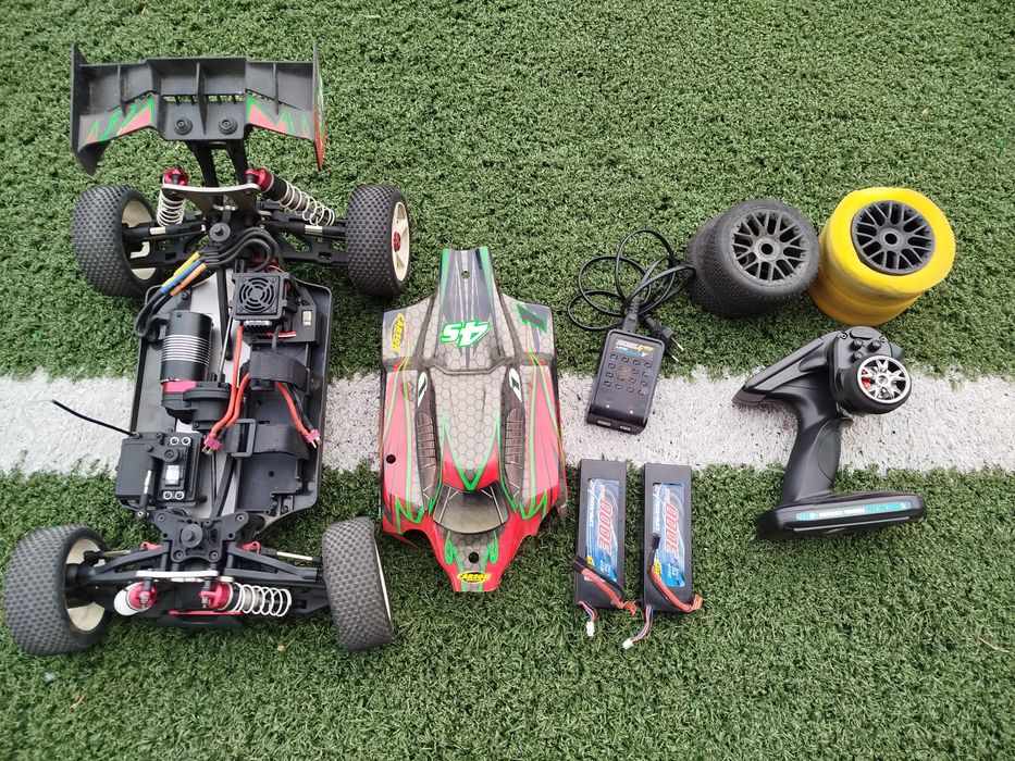 Carro telecomandado Carson 4.1