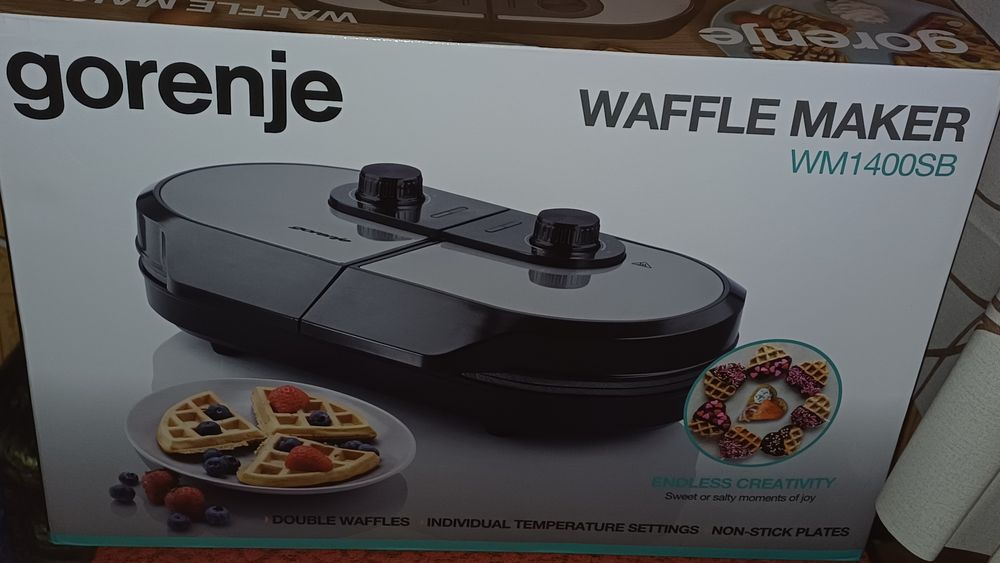 Вафельниця Gorenje WM1400SB (SW-2502M)