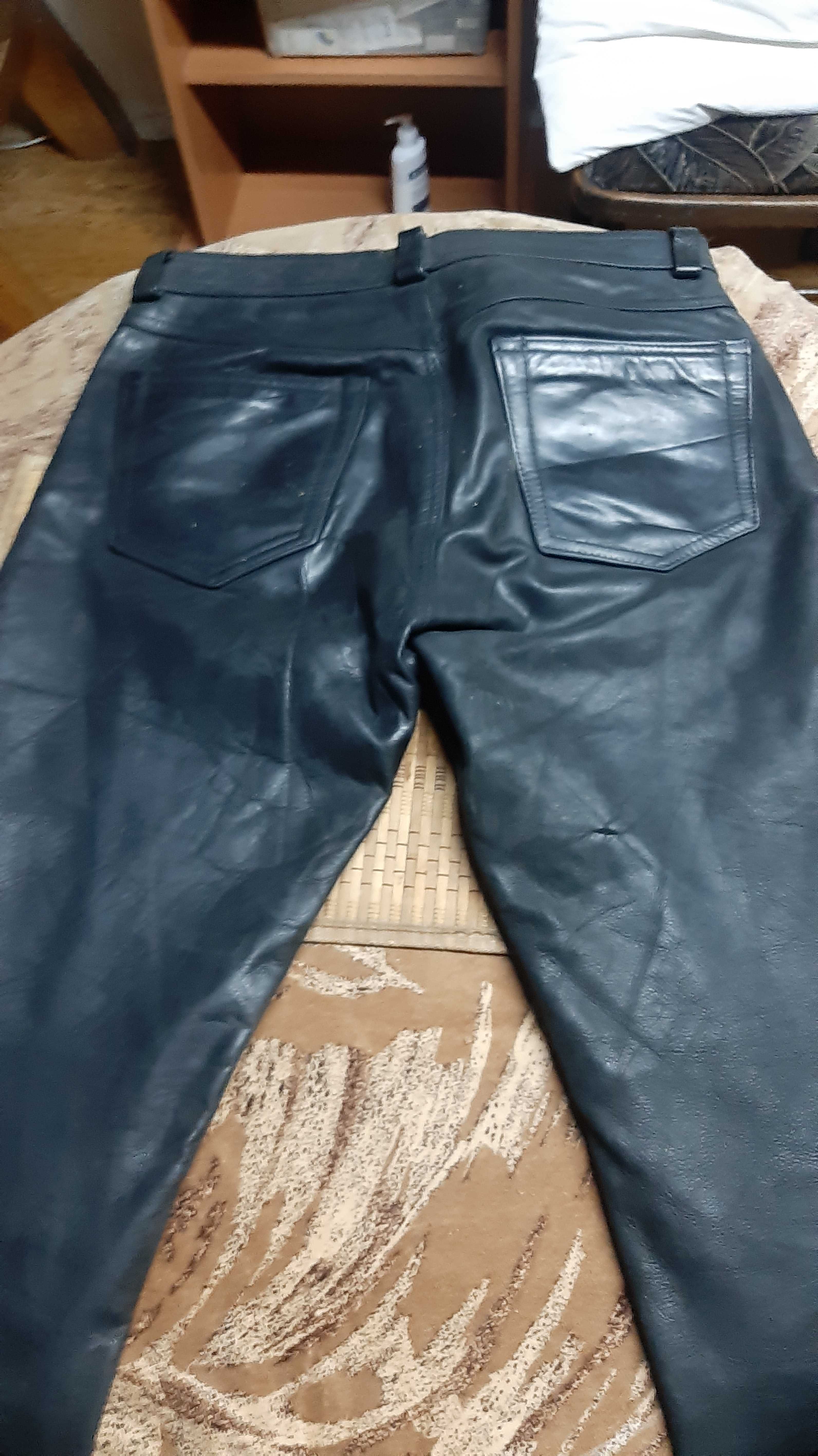 Продам мужские кожаные джинсы на подкладке 48 р.