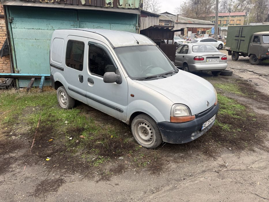Renault Kengo 1.2 бензин. Пассажир.