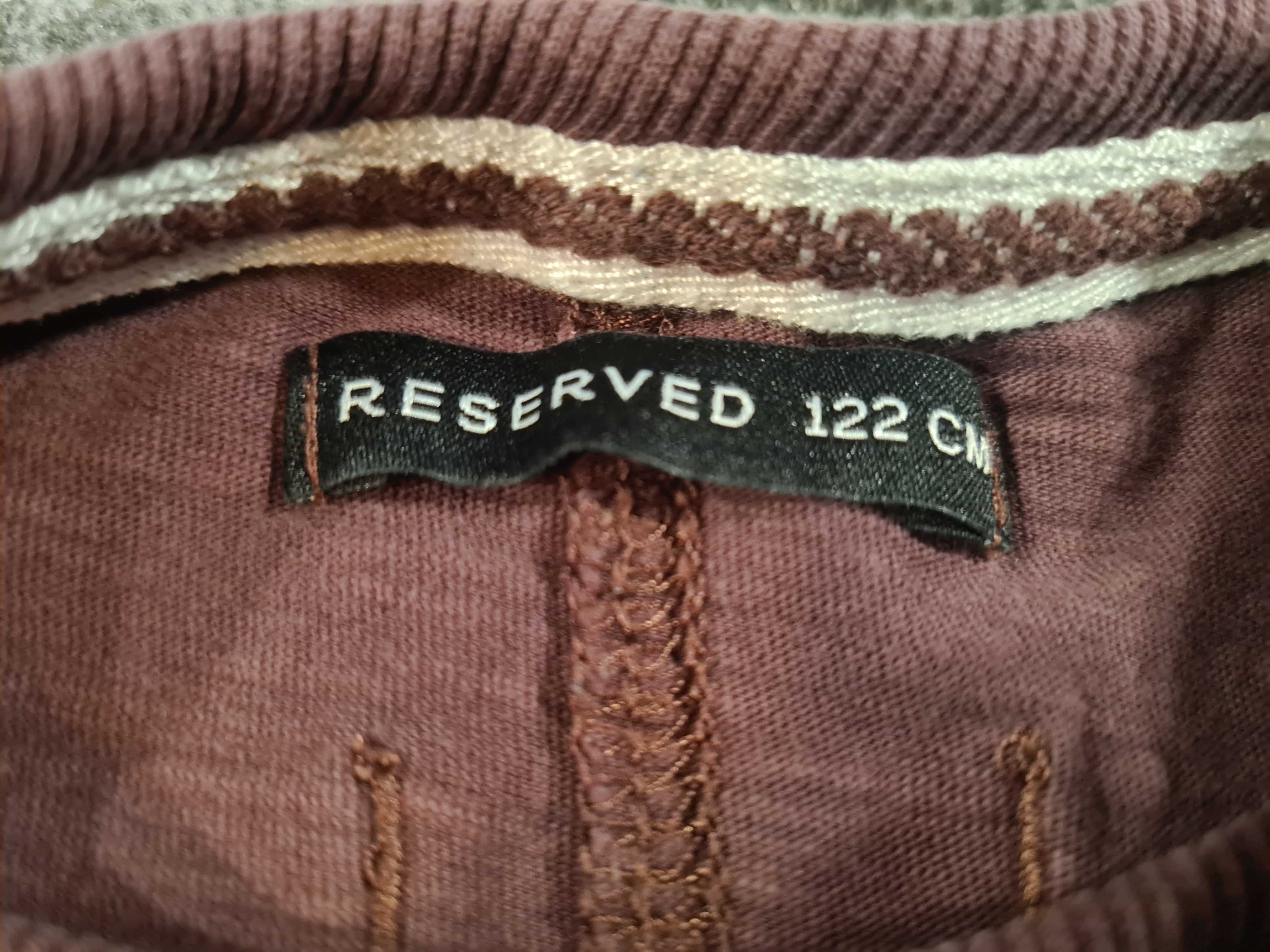 Bordowy t-shirt Reserved 122 cm