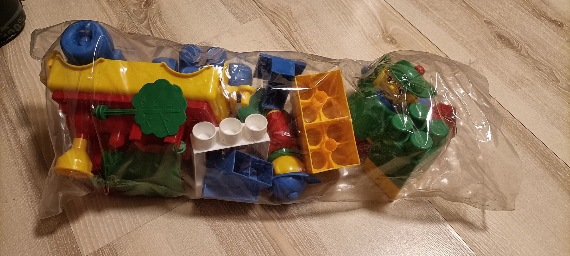 Komplet klocki Wader ciuchcia