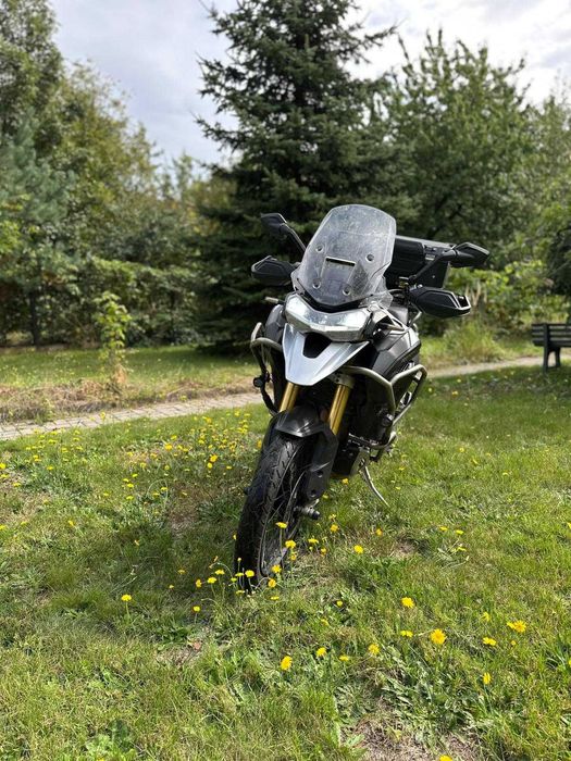 Wynajem Motocykla Triumph Tiger 1200 Turystyk Mega Wygodny Full nie GS