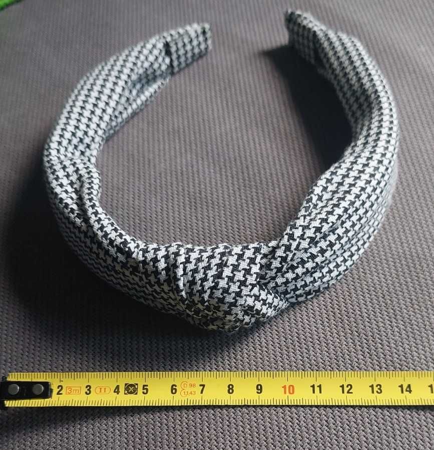 Opaska do włosów; czarno szara pepitka; węzeł; turban