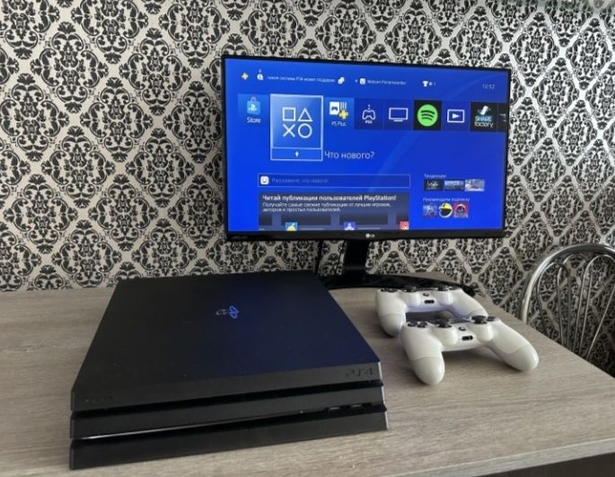 Sony Playstation 4 pro 1tb