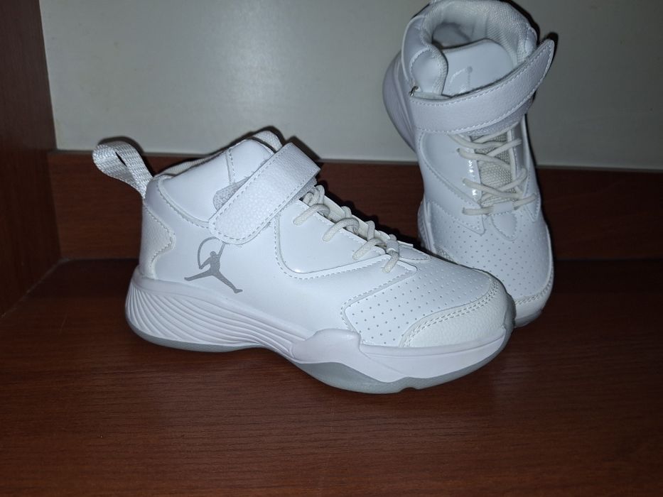 Хайтопи,кросівки нові