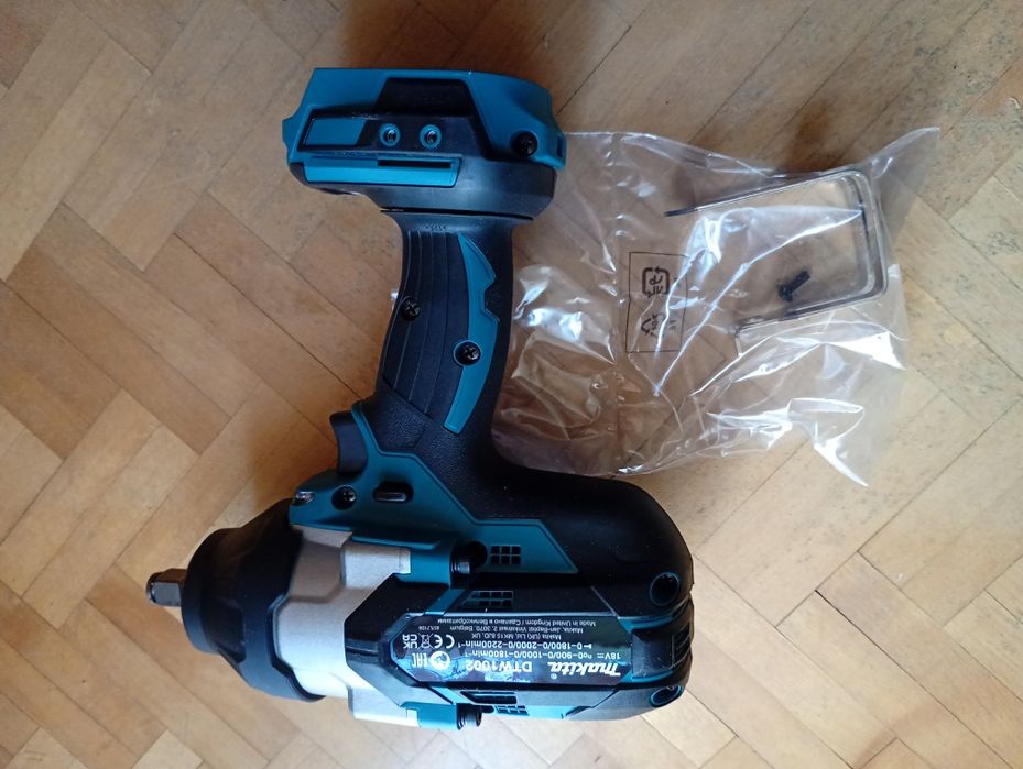 Makita DTW 1002 Z-nowy klucz udarowy 18V