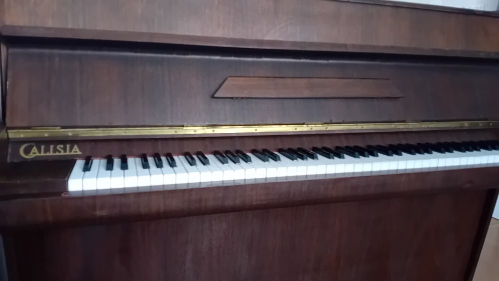 Pianino  CALISIA