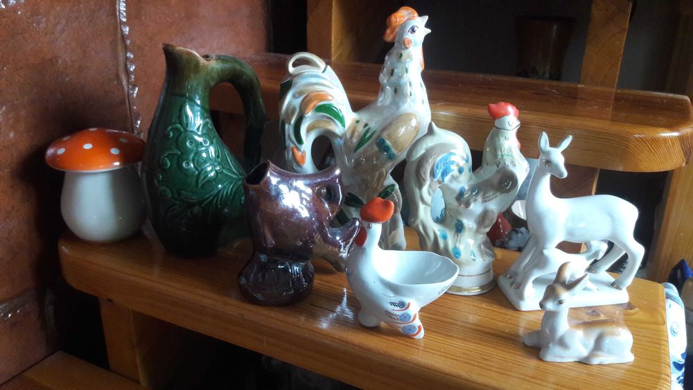 Продам фарфоровые статуетки