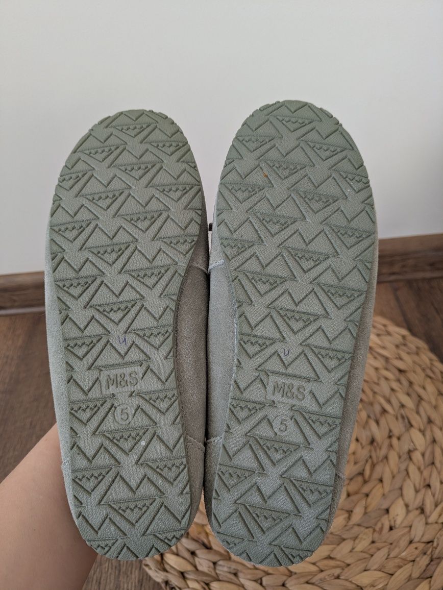 Мокасини нові замша 37 утеплені marks and Spencer