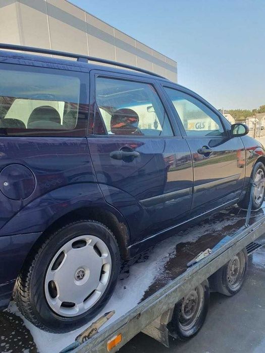 Ford Focus I kombi 1.8 diesel DI granatowy kod lakieru H8 na części