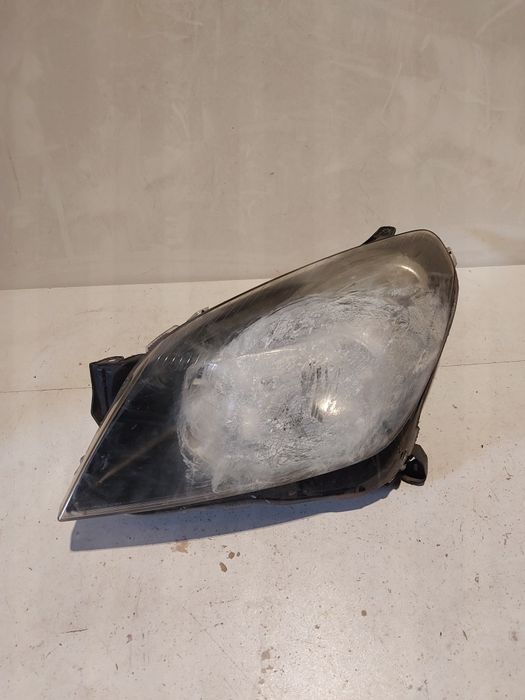 Opel Astra H 3 III Lewa lampa przednia reflektor lewy kombi hatchback