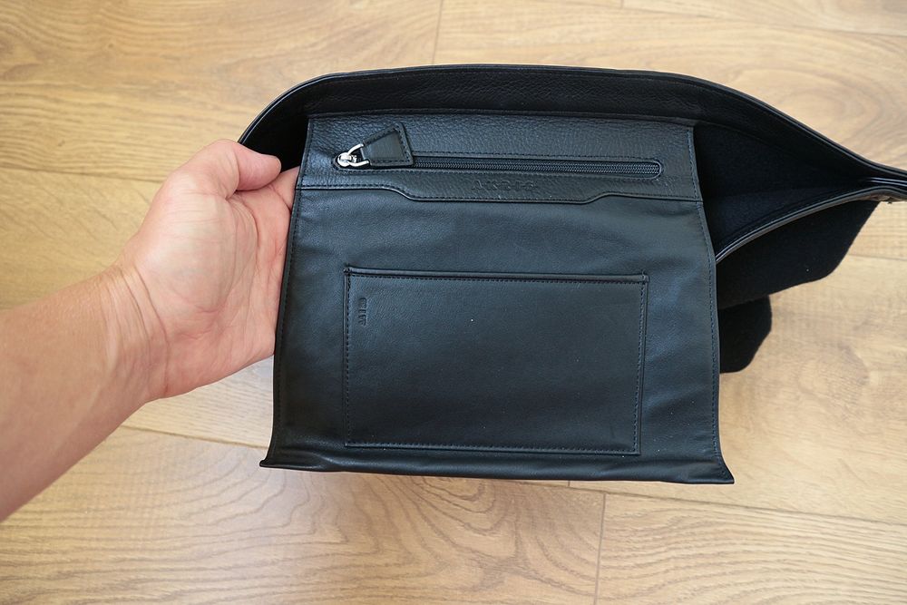 Жіноча сумка Akris