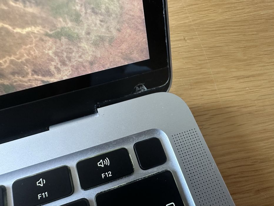 MacBook Air M1 13” (disco 512 GB, memória 16 GB)