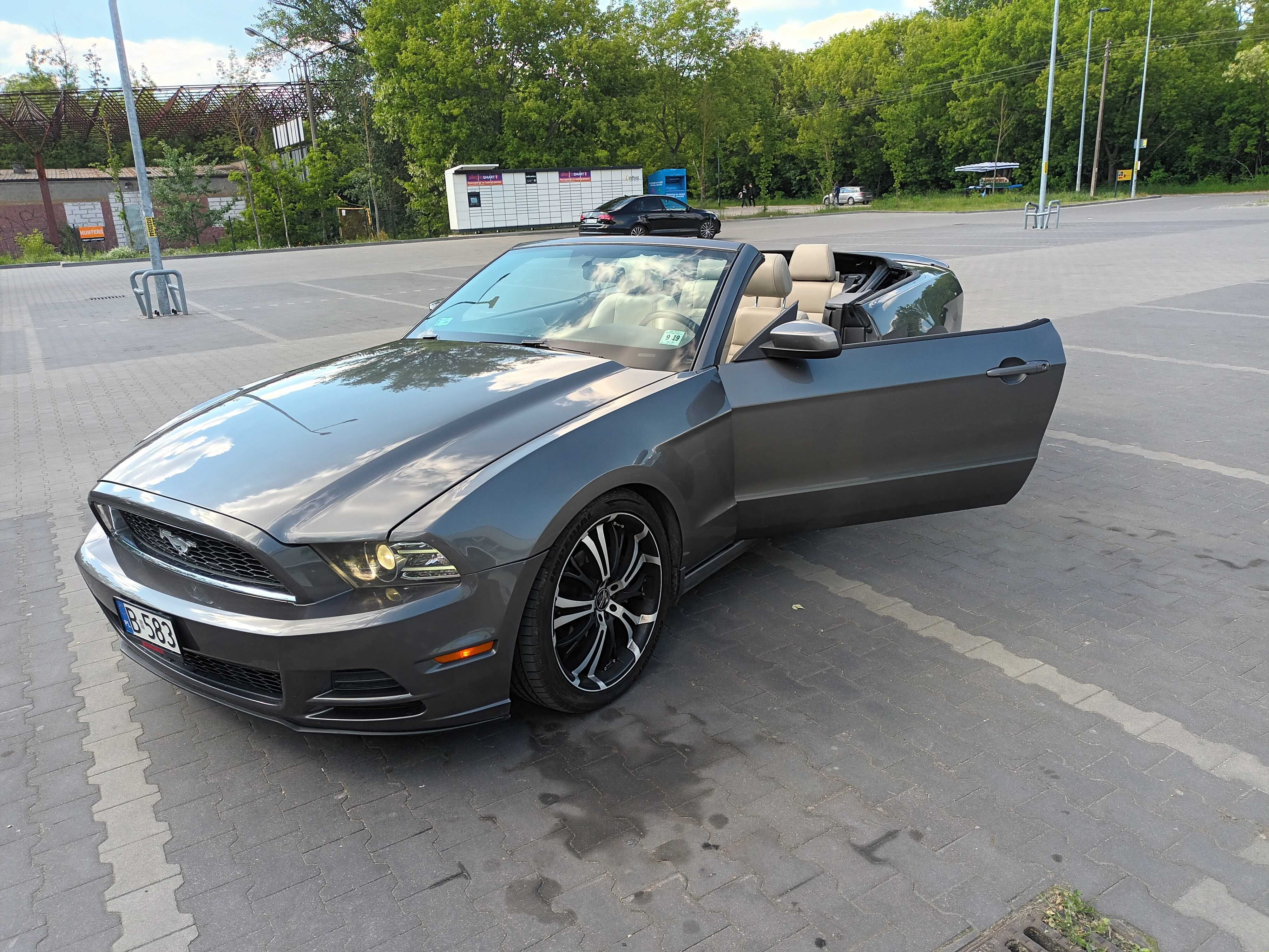 Ford Mustang Cabrio, 2013, 3,7L Pb 305KM 120000km - od osoby prywatnej