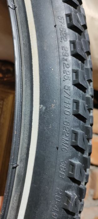 Велосипедна гума антипрокольна Shcwalbe 29 MTB Marathon Plus