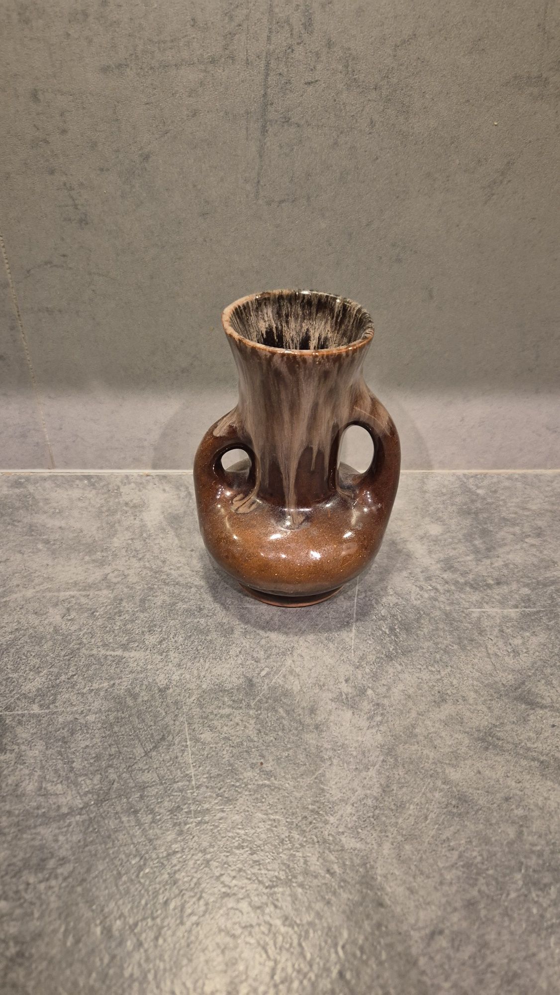 Ceramika wazon ladny