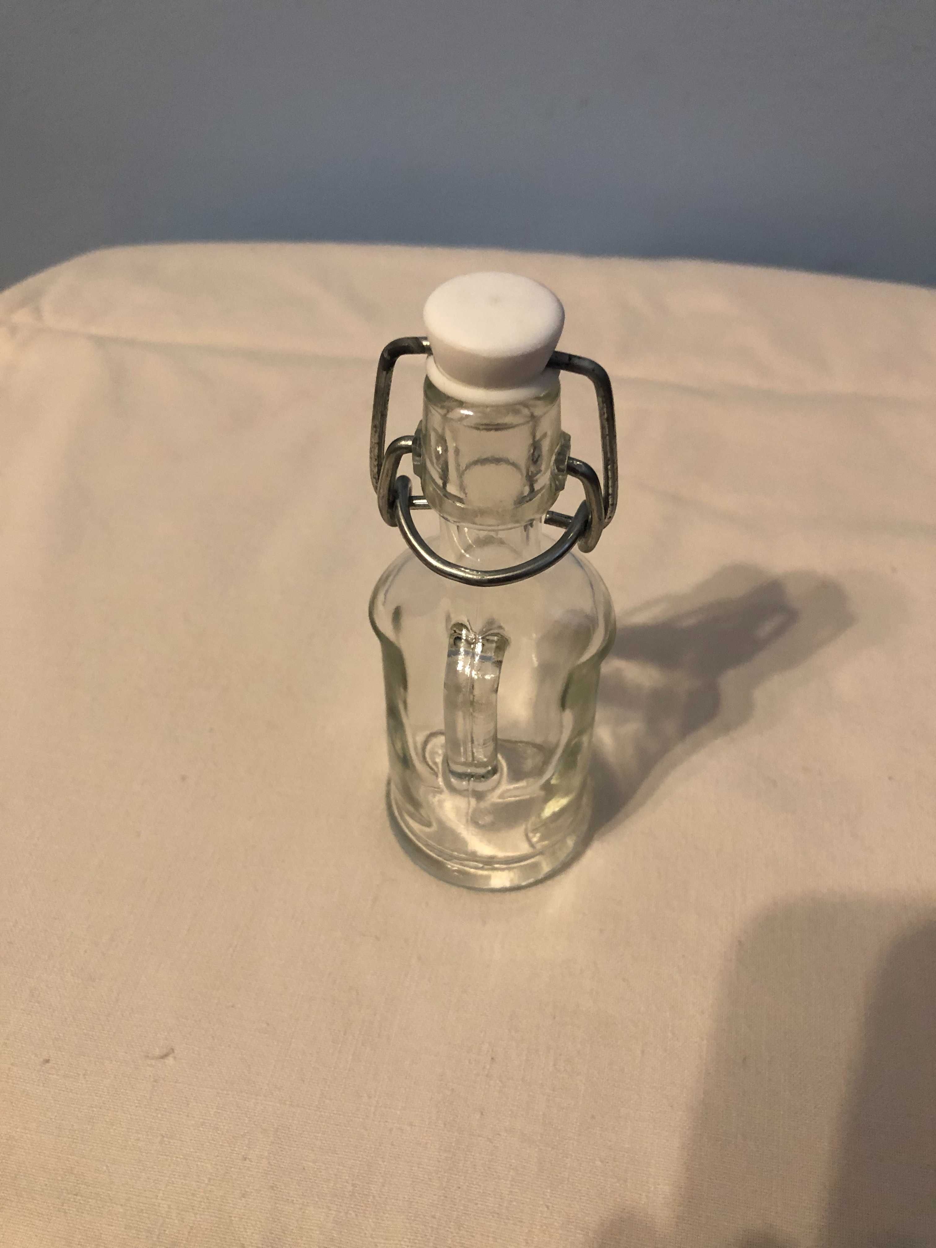 Buteleczka z uchwytem mini butelka zamykana krachlą 40ml