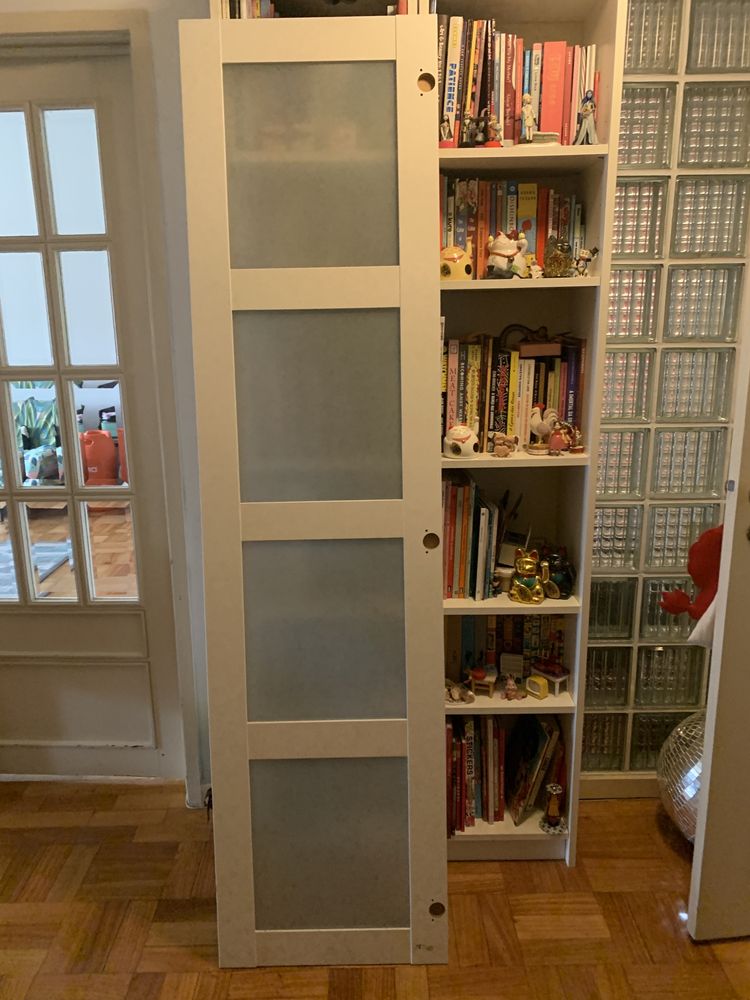 Porta Ikea, modelo Pax