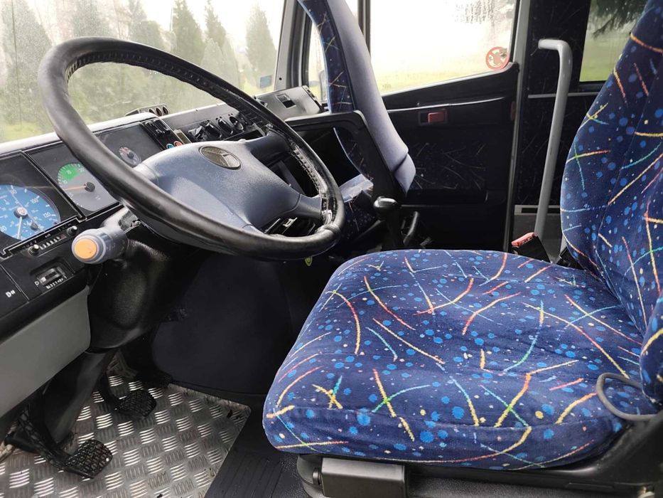 Mercedes vario 814 30+8