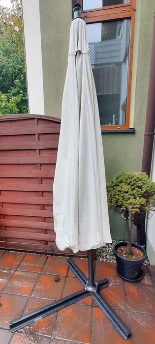 Sprzedam parasol ogrodowy 3m